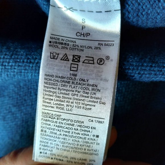 NWT GAP Wool Blend Blue Sweater - Picture 3 of 3